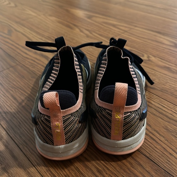 Nike MetCon - Picture 3 of 6